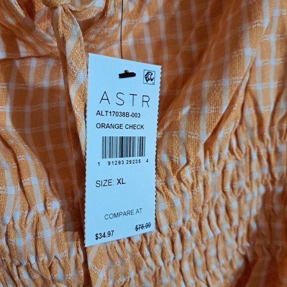 NWT Astr Cropped Top - Picture 3 of 4